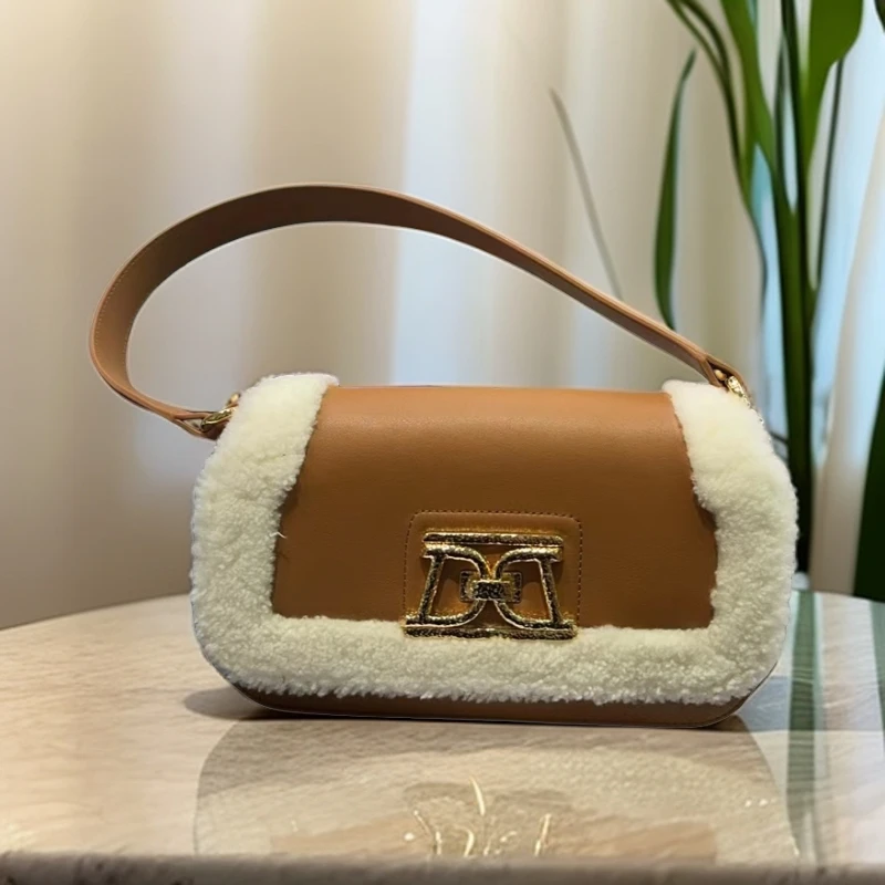 140127-棕色-商场品牌--包包（有微瑕介意慎拍）--直播