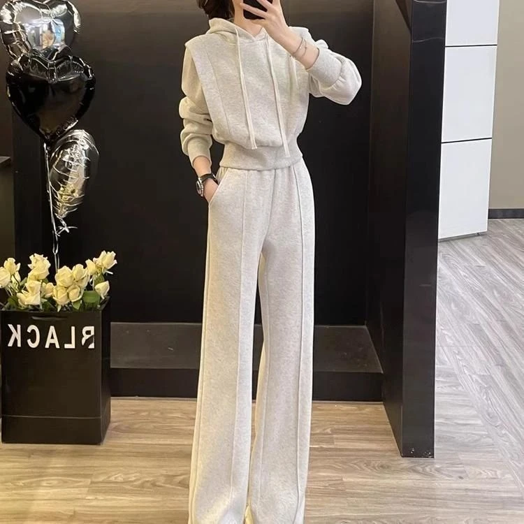 加绒休闲运动套装女春秋新款显瘦洋气减龄短款卫衣阔腿裤两件套潮