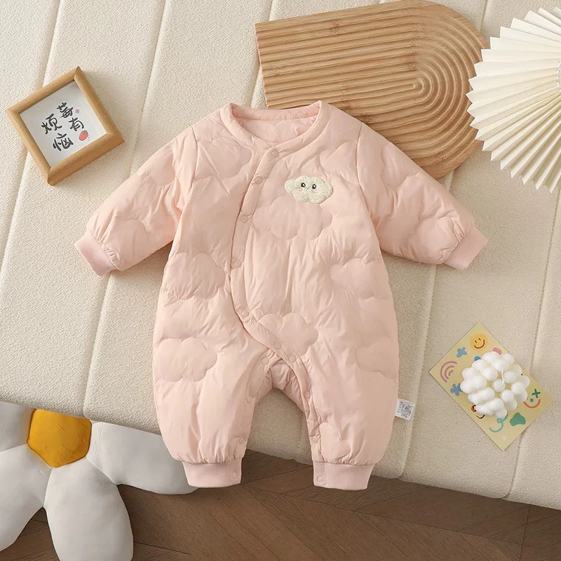 新生儿居家棉服服冬季婴儿外出爬服冬装可爱轻薄睡衣