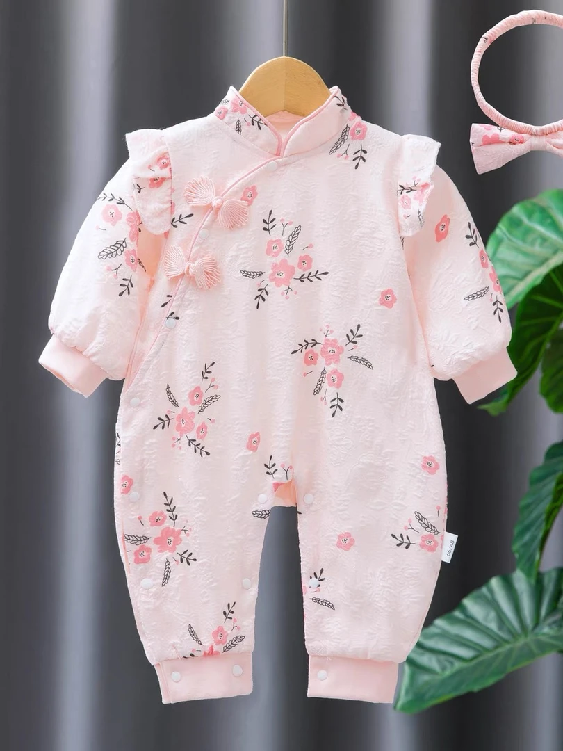 婴儿衣服秋装新生女宝宝连体衣满月百天公主哈衣外出服中国风春秋