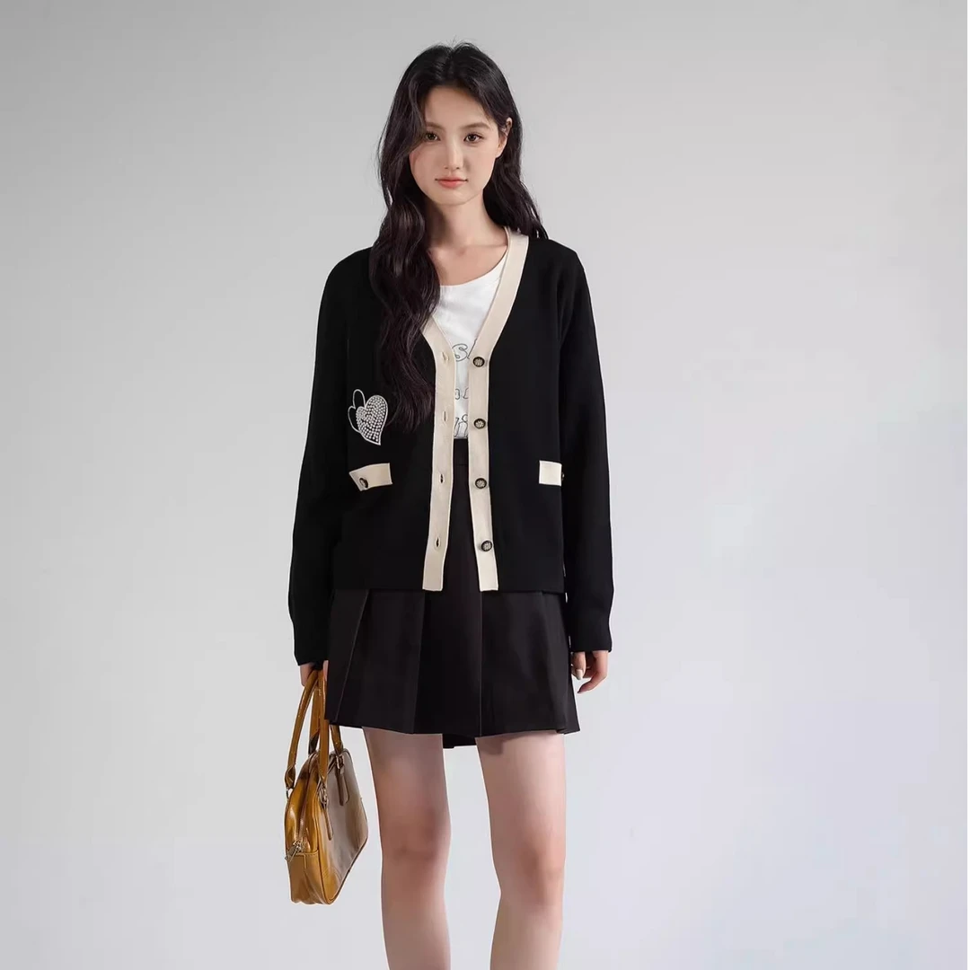 Lrosey/蓝若水【手工钉珠毛衣】大码秋冬V领小香风针织开衫83768