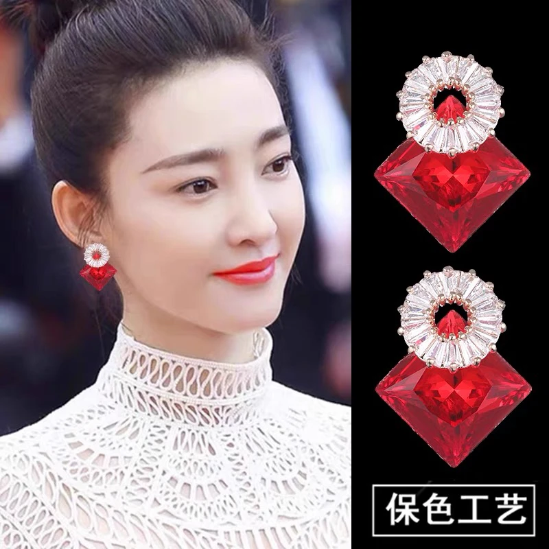 铜合金耳饰 红色气质耳环女2025新款爆款耳钉夸张高级感轻奢耳饰
