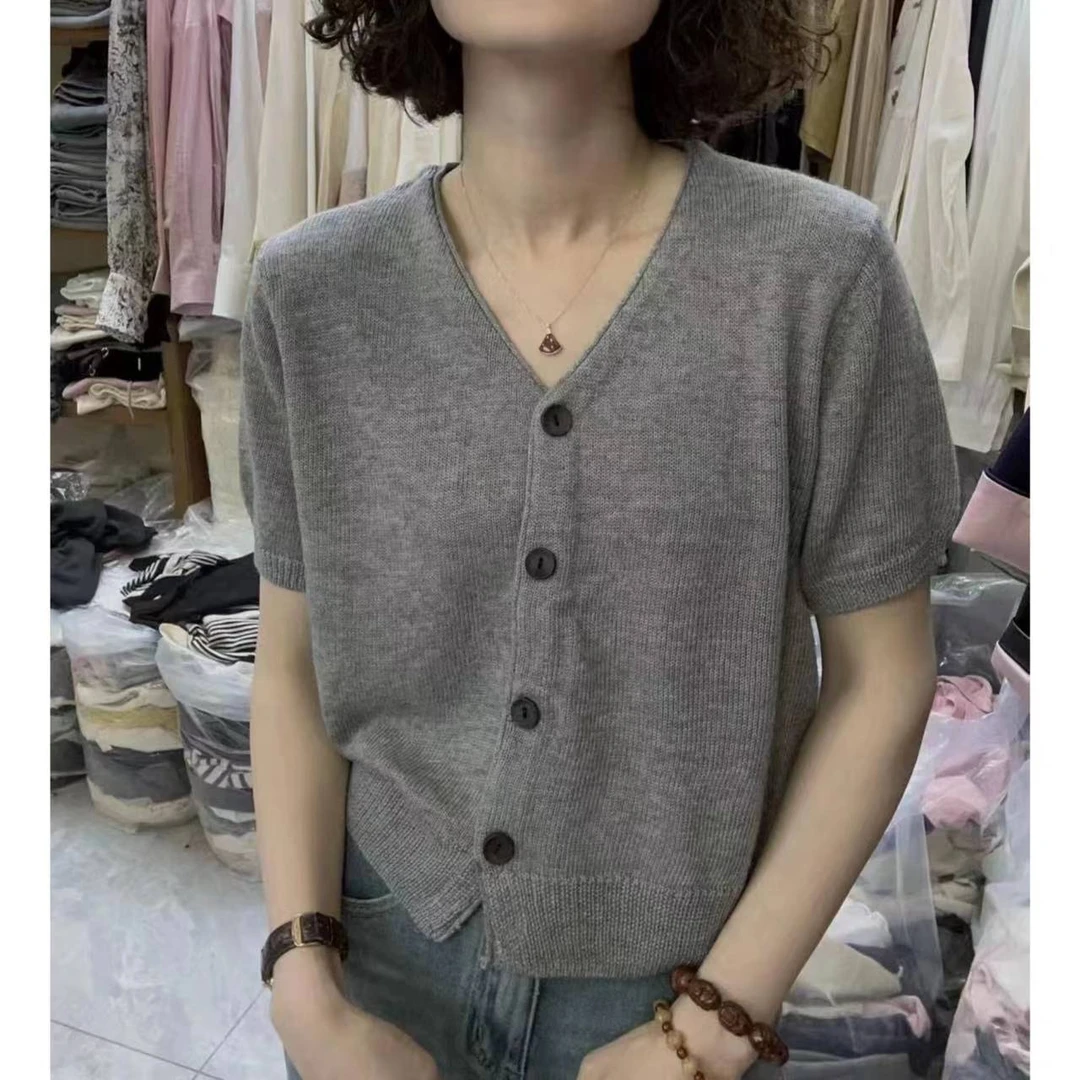 【纯色V领】慵懒风宽松小个子时尚短袖针织开衫女简约百搭上衣1300