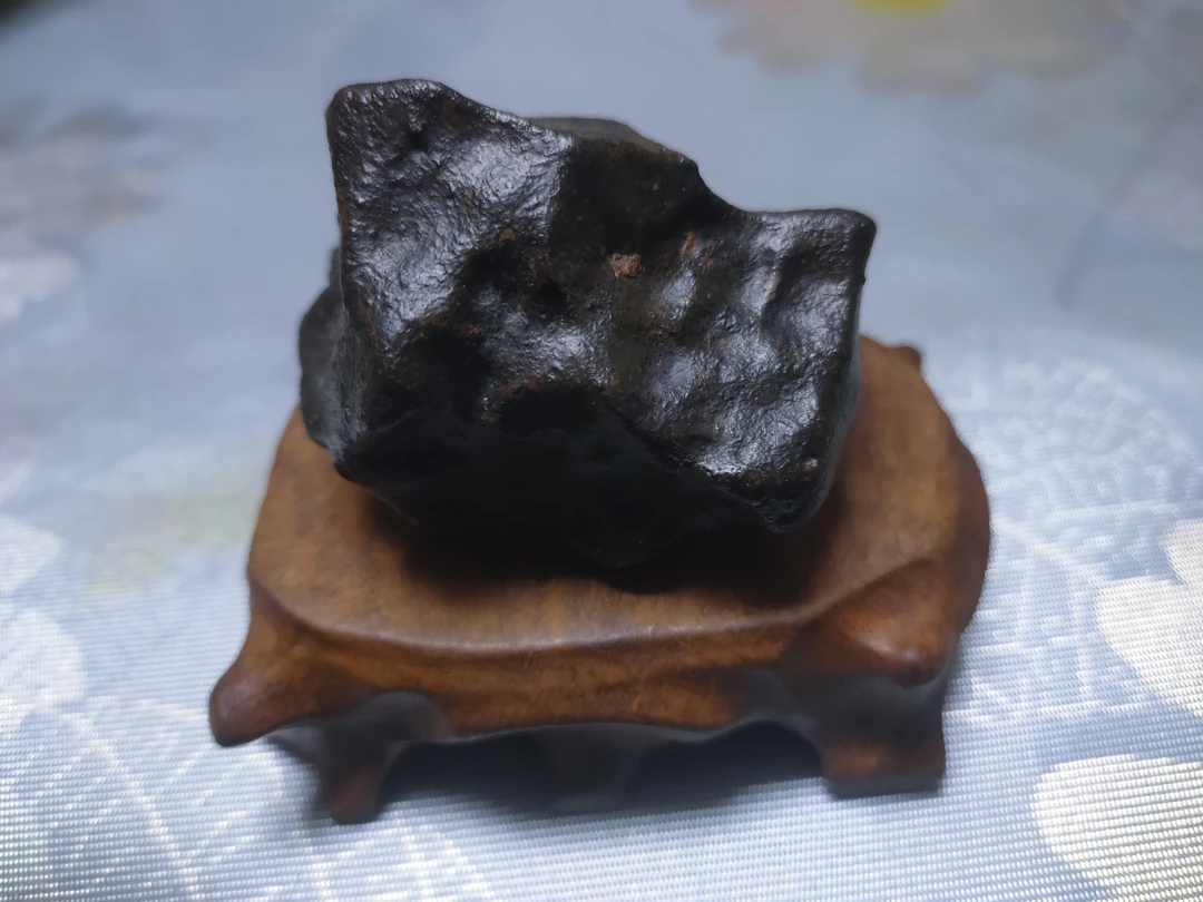 桌面摆件天外来客