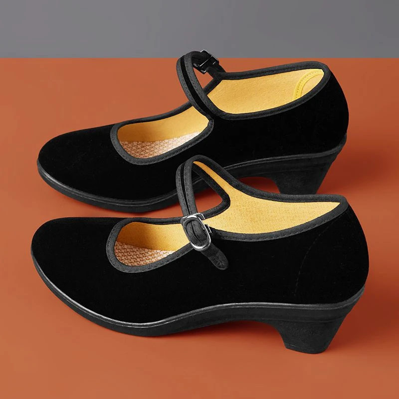 聚氨酯老北京布鞋女士酒店上班工作鞋黑色高跟防滑跳舞妈妈休闲鞋