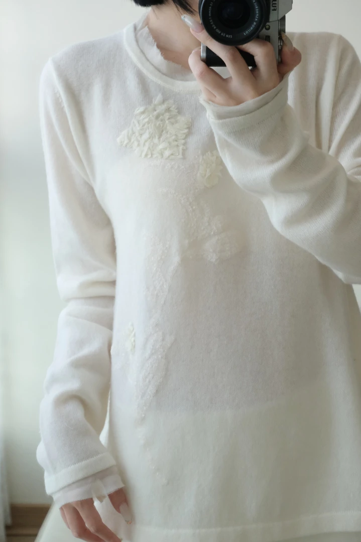 四時合序 新中式重工刺绣羊毛桑蚕丝女设计感开叉宽松上衣