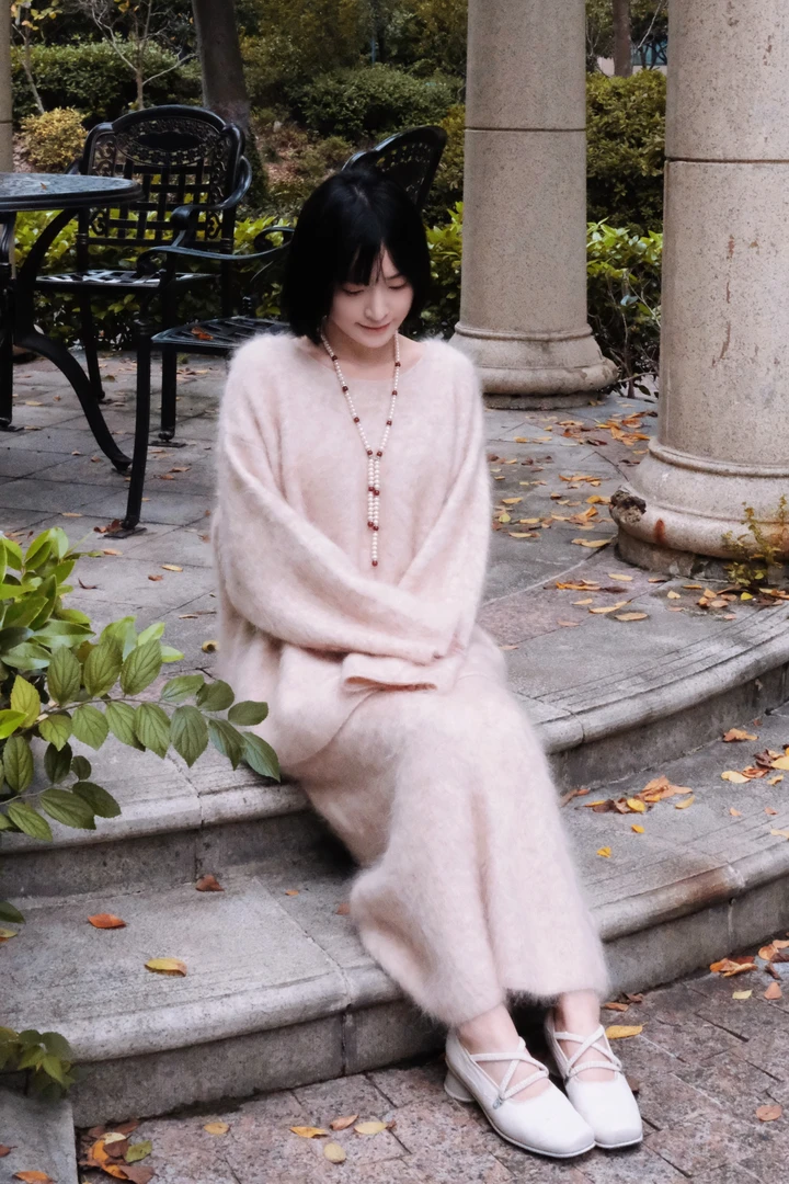 四時合序慵懒风休闲超长马海毛套装宽松显瘦套头毛衣半身裙两件套