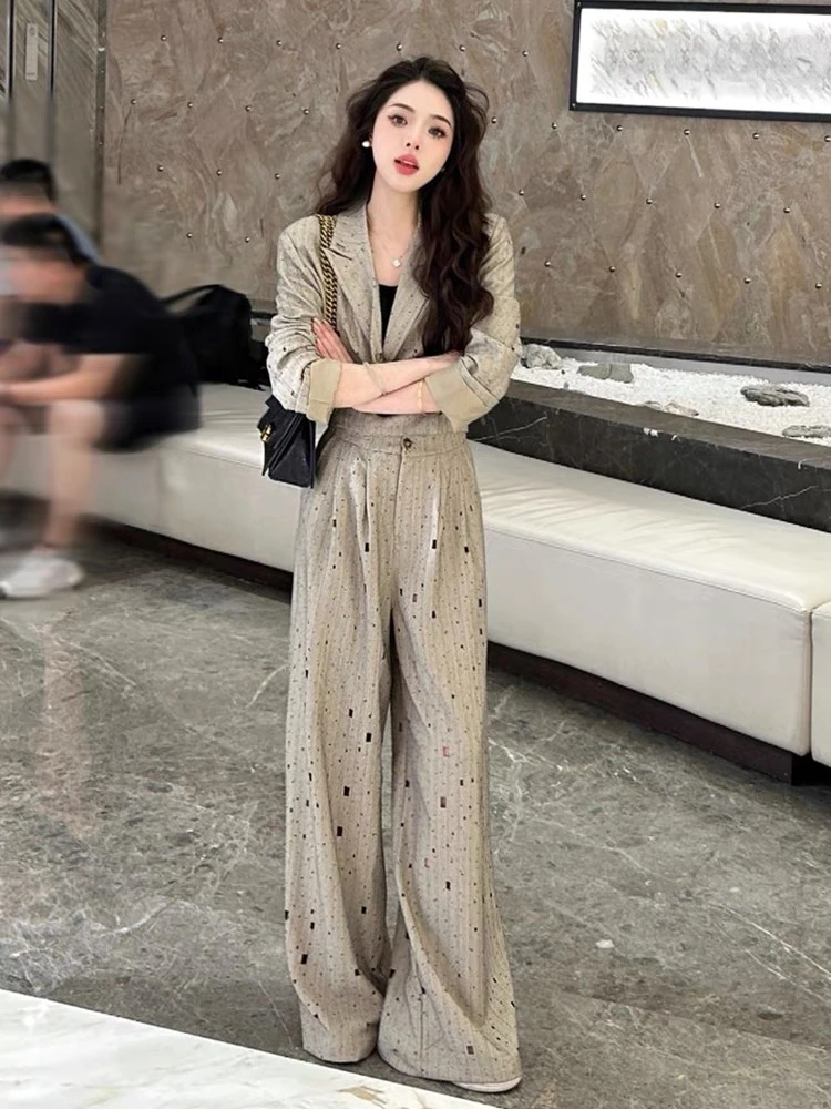 设计感西装套装秋冬季烫钻高级感西装领短款外+阔腿裤两件套#6115
