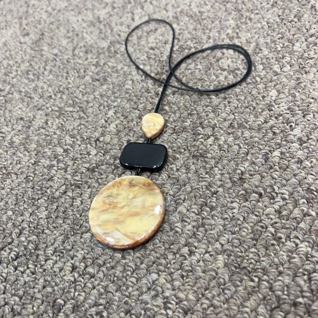 非金属树脂项链 ZX-1&复古轻奢时尚设计感树脂亚克力项链XL006#