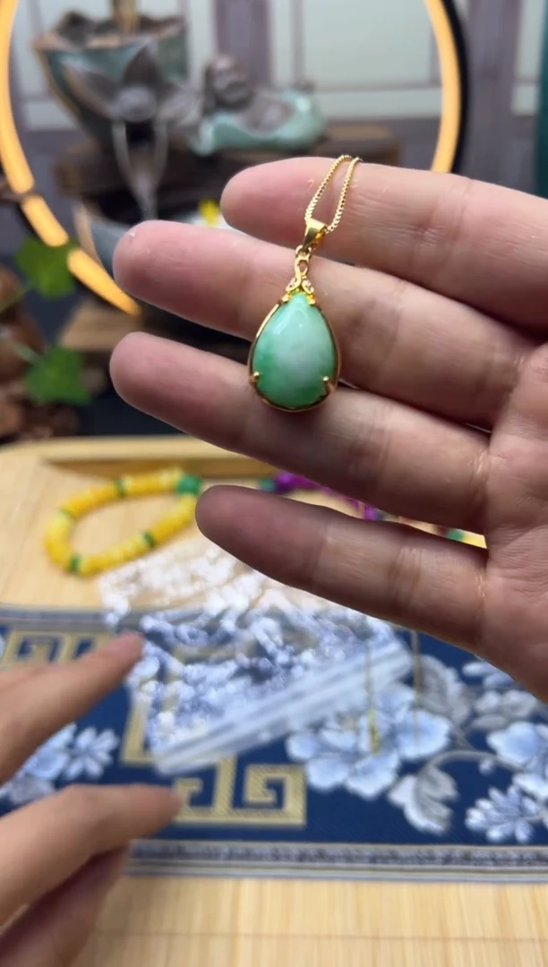 【闪购商品】翡翠颈饰14K金镶嵌X751