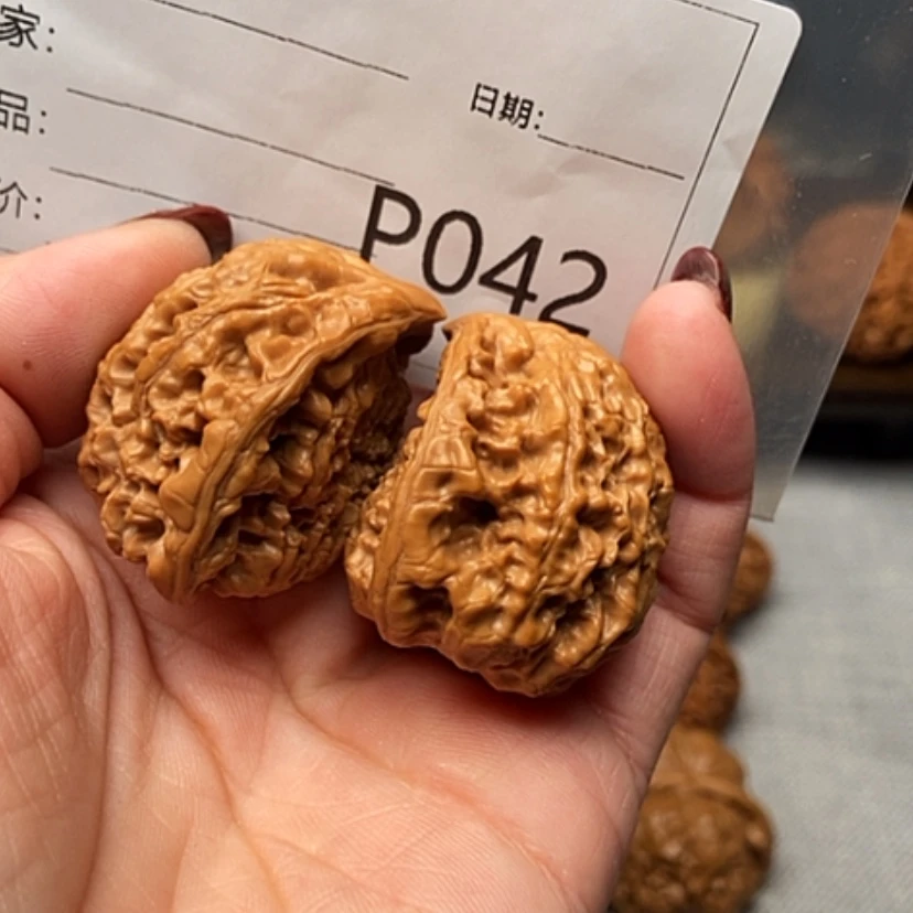 【闪购商品】文玩核桃吊坠点***黑