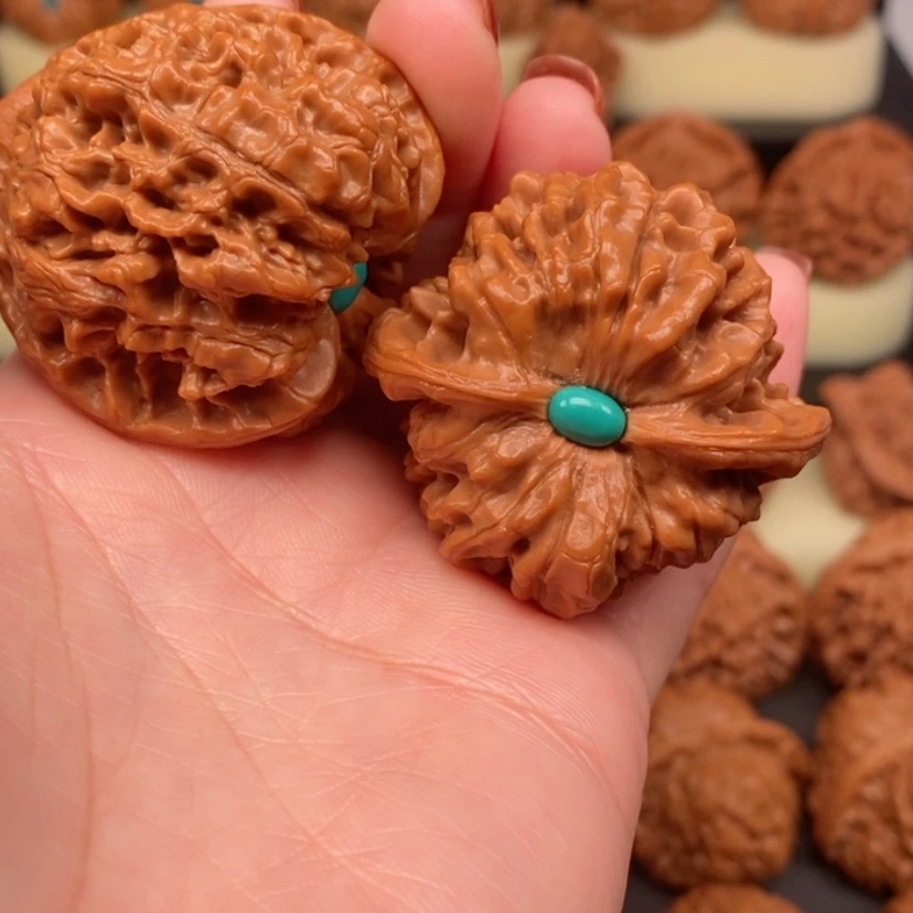 【闪购商品】文玩核桃吊坠执*&官帽