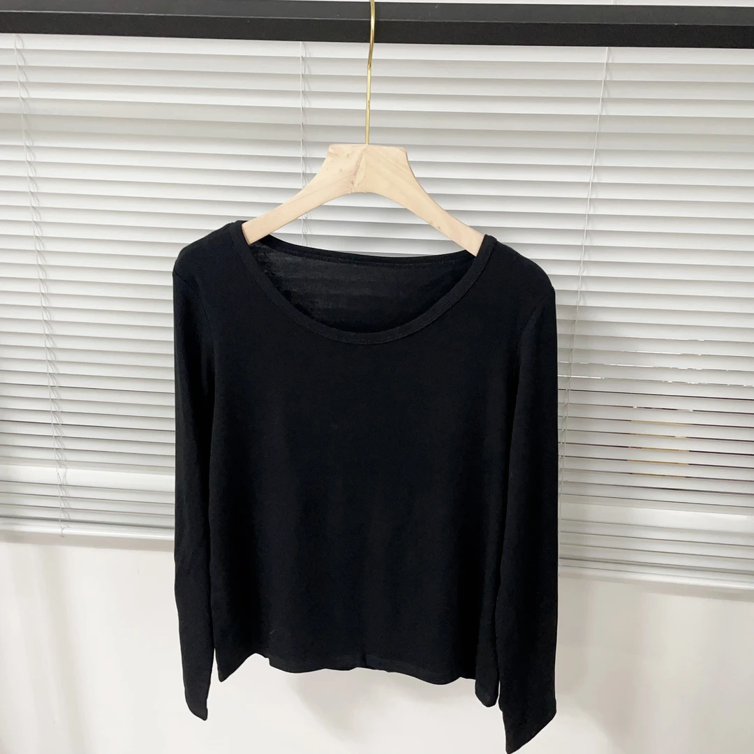 B212 黑色高弹力圆领基础打底衫