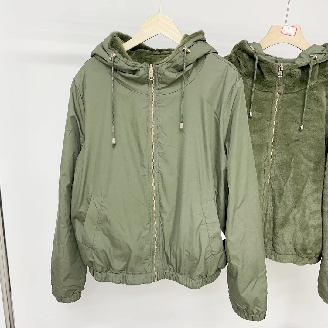 仓1-3 正反两穿巨舒服带帽厚实保暖休闲军绿色棉衣