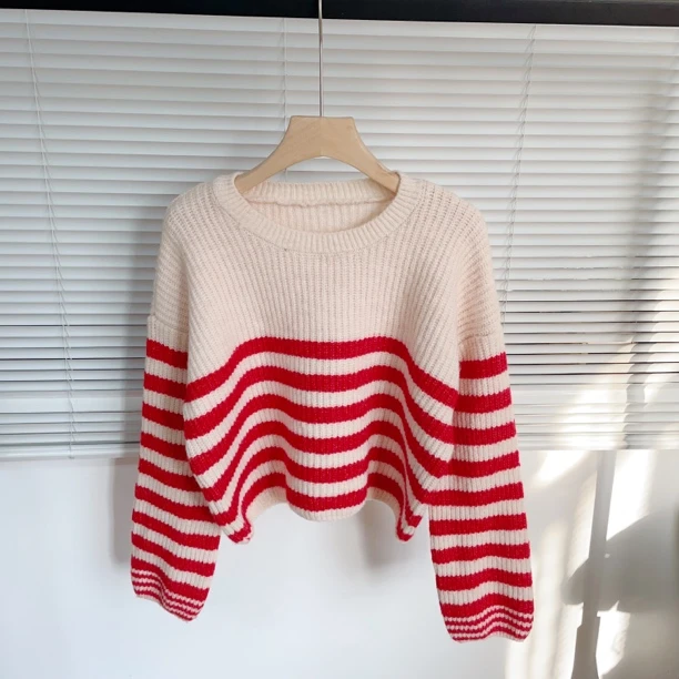 D133 红色条纹圆领糯软亲肤休闲针织套头毛衣