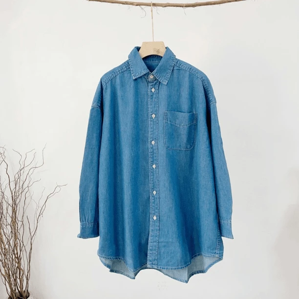 R133 女款超大版宽松休闲小马刺绣休闲牛仔衬衫