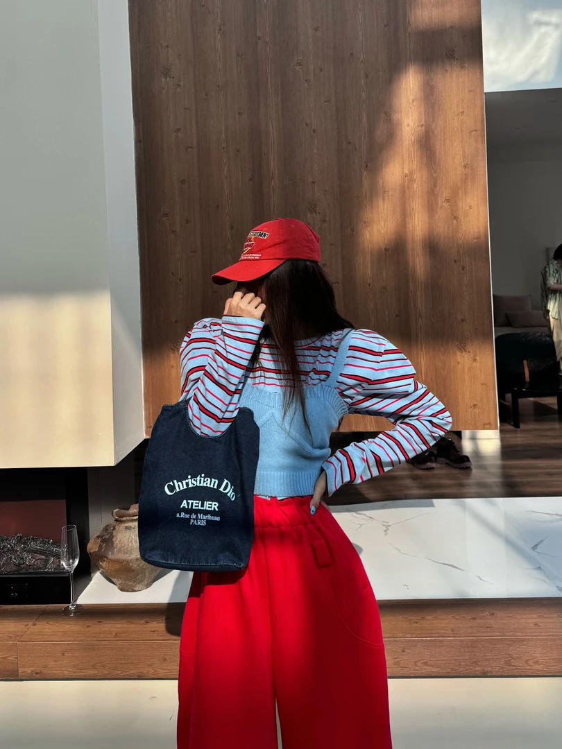 吉吉【忘忧岛】复古时尚条纹长袖T恤#24560 C70