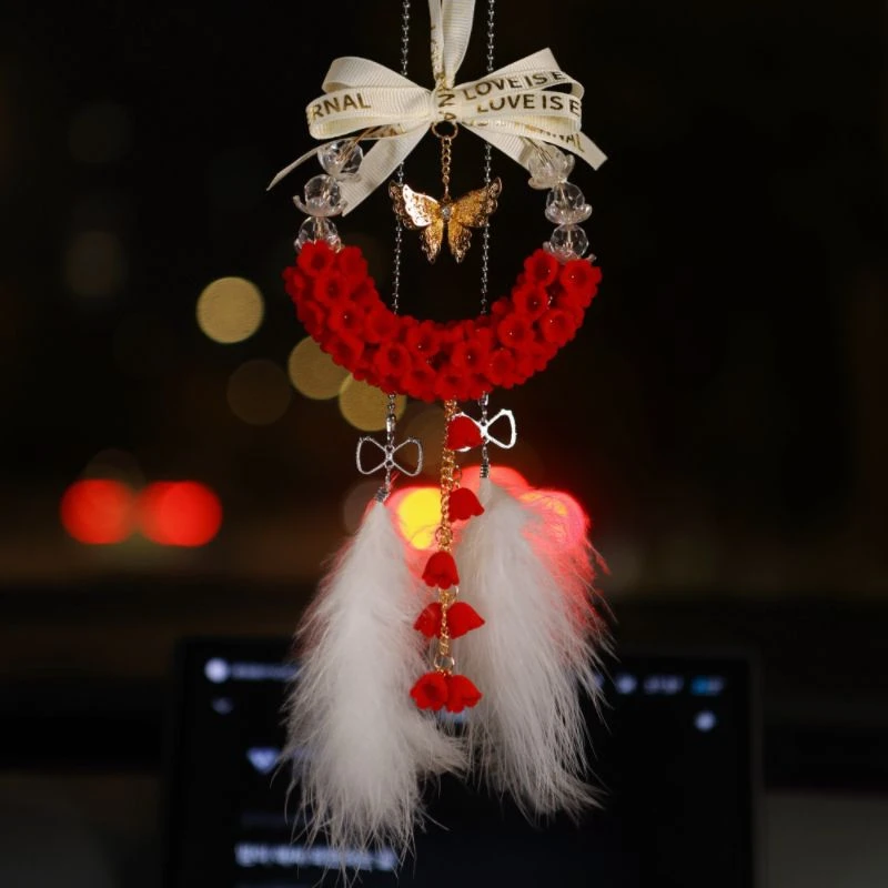 新款手工编织植绒铃兰花网红车内挂件蝴蝶吊坠汽车后视镜高档挂件