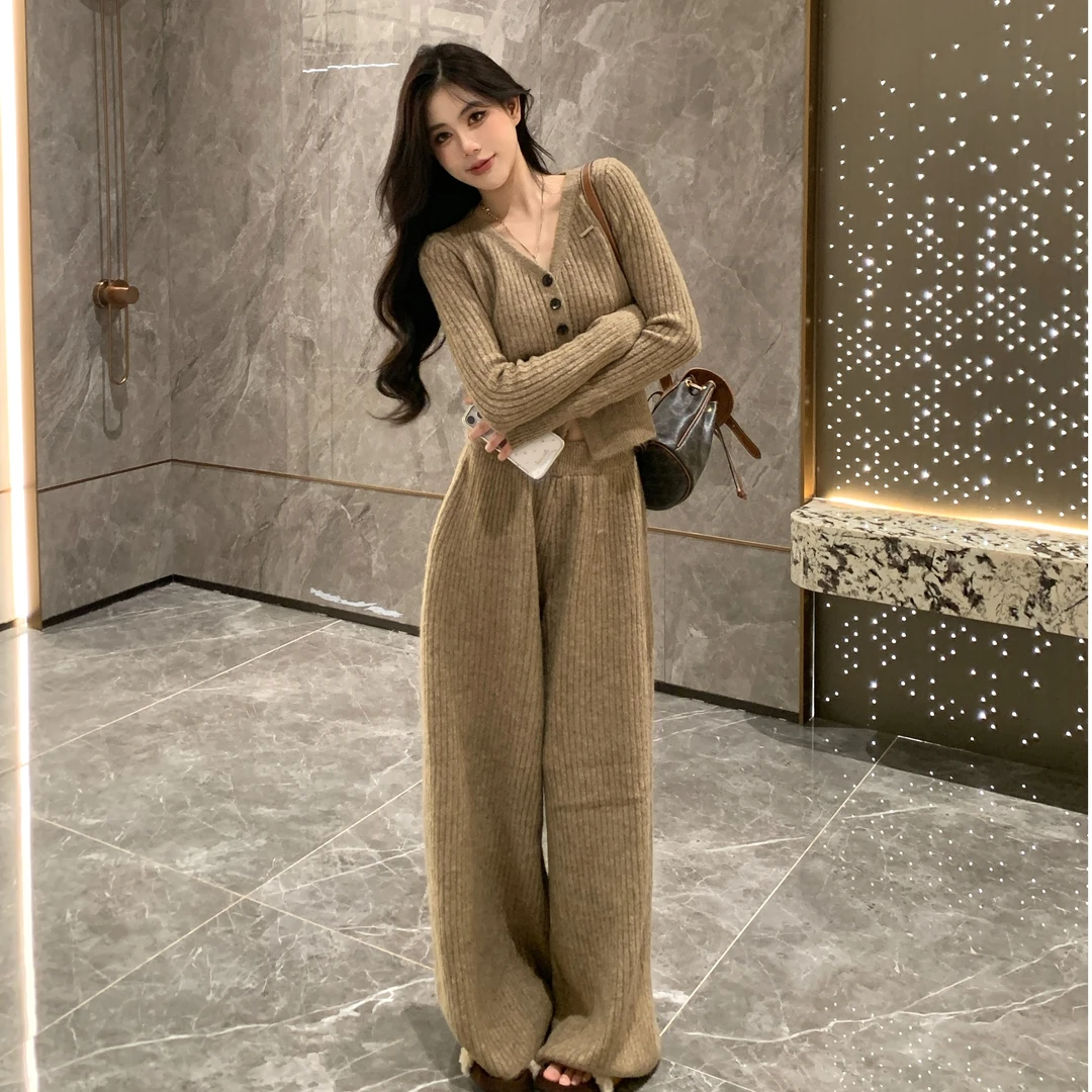 【ZHOU周周】秋冬季穿搭一整套时尚小个子小香风针织套装女高级感女