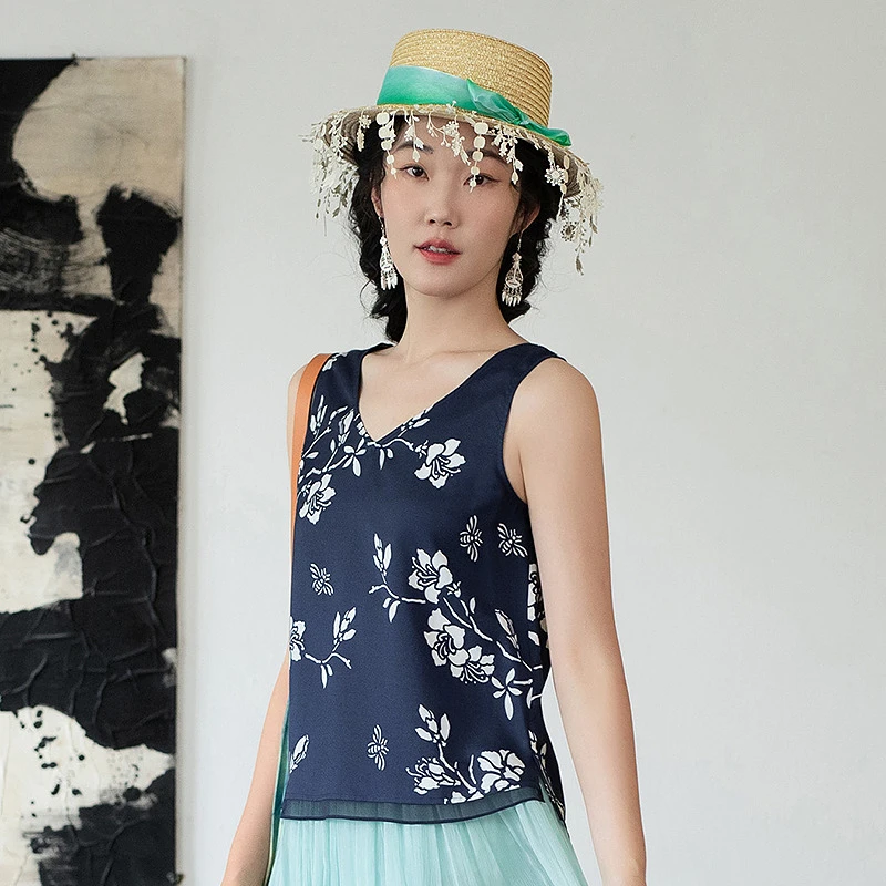 生活在左2025多色百搭吊带桑蚕丝竹纤维亲肤无袖内搭背心1951052B