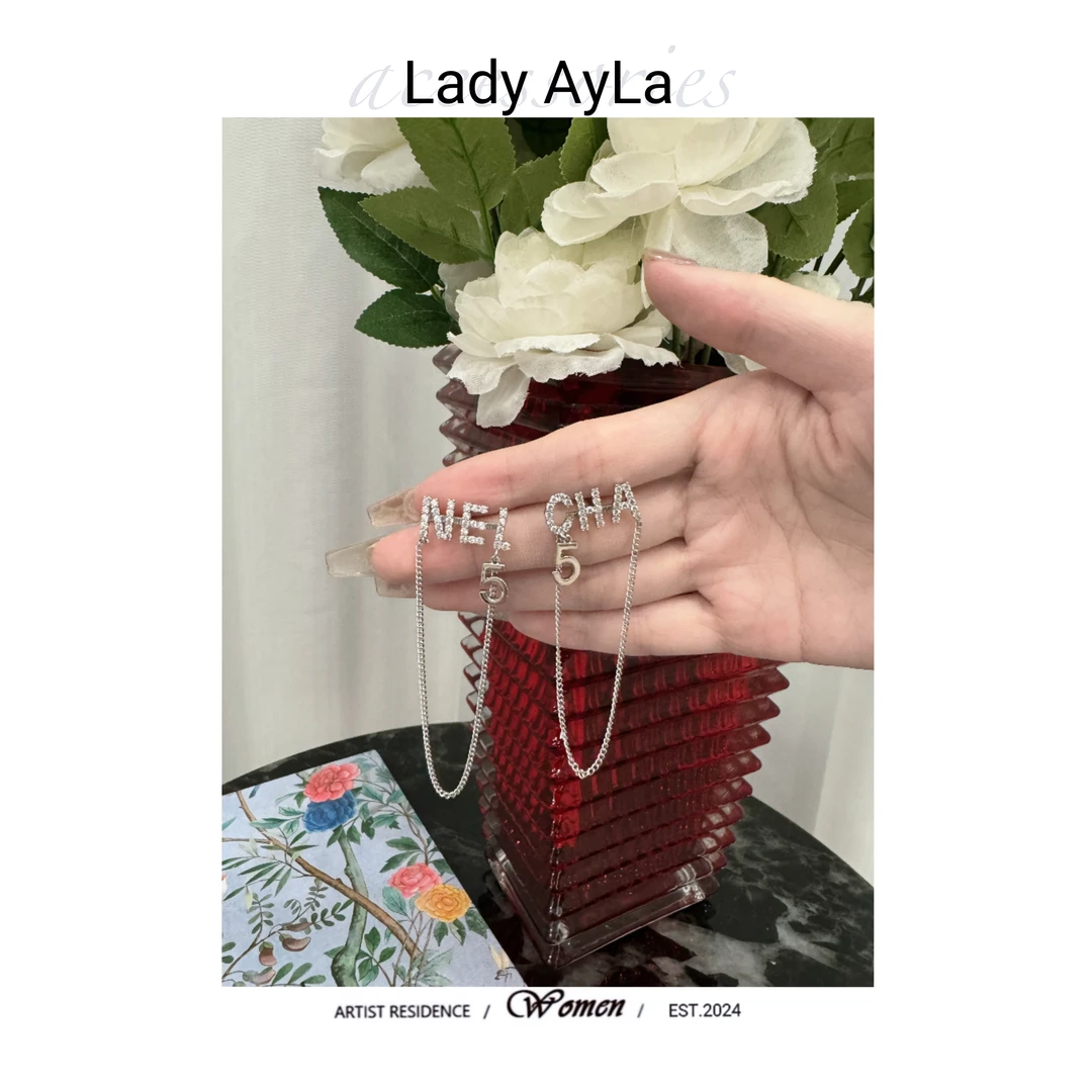 铜合金合成锆石耳饰 字母闪锆流苏数字轻奢耳钉AL071