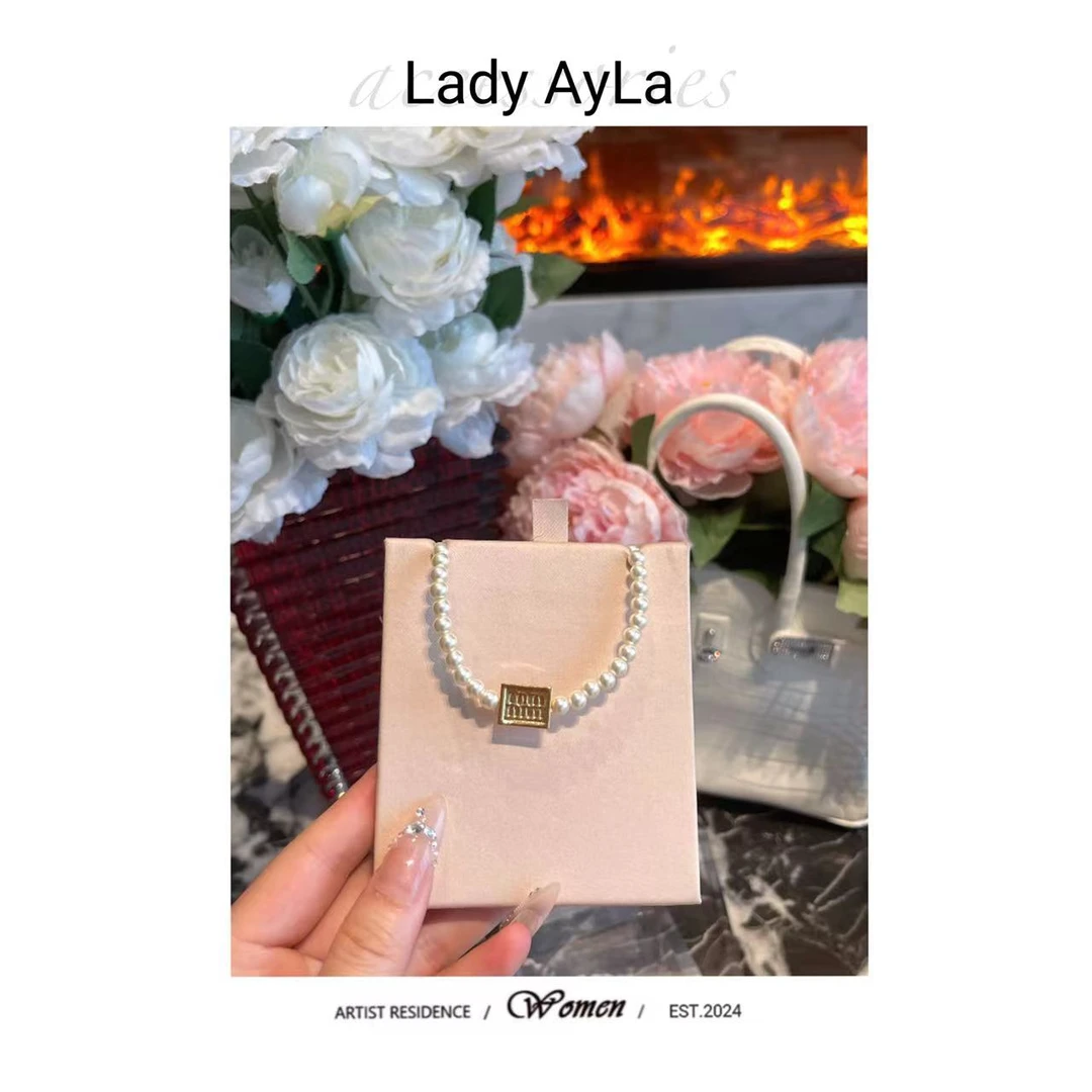 铜合金仿珍珠项链 【艾拉饰品】字母M轻奢时尚项链AL962