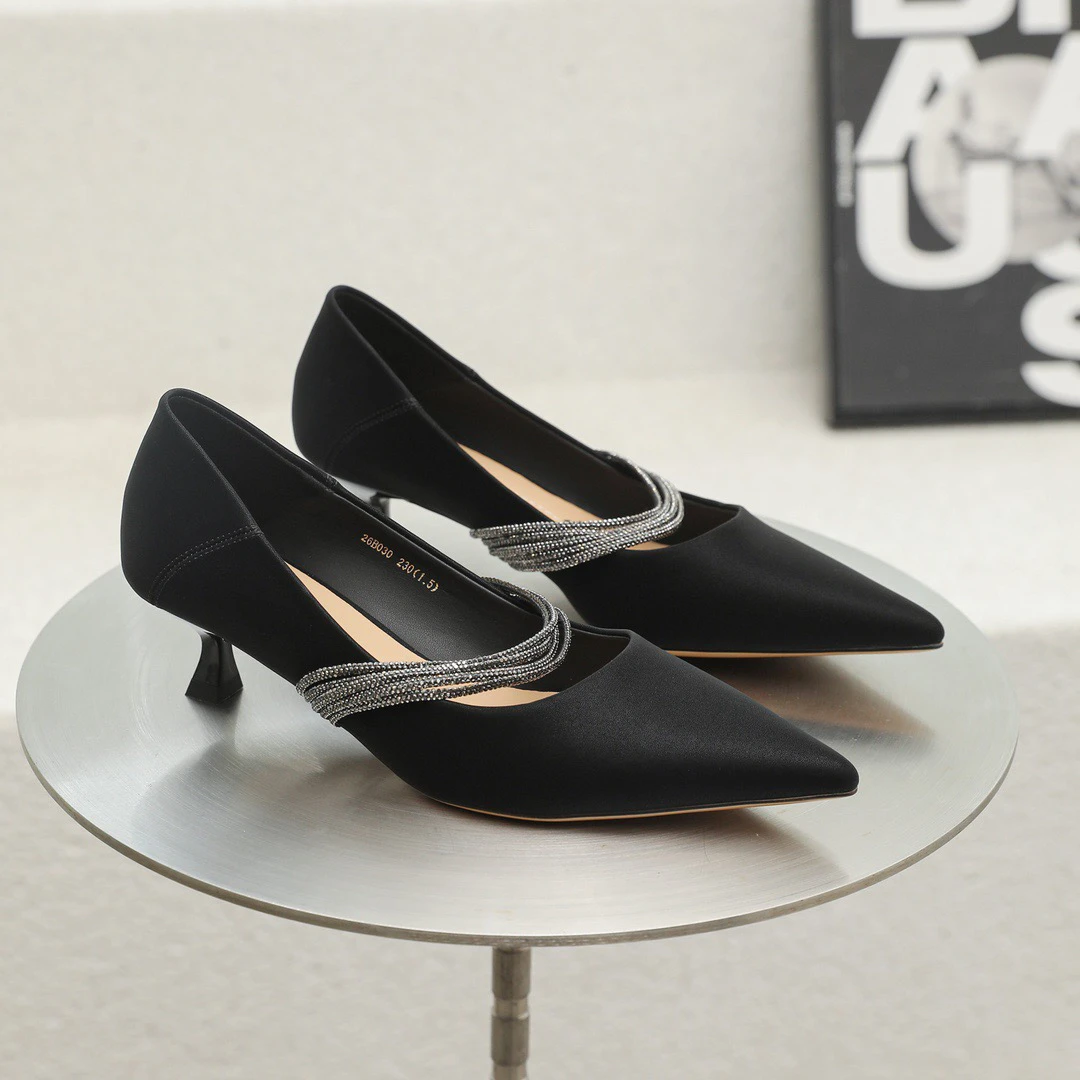 YD26B030单鞋百搭细跟高跟气质夏季尖头浅口低跟中空跟鞋女士