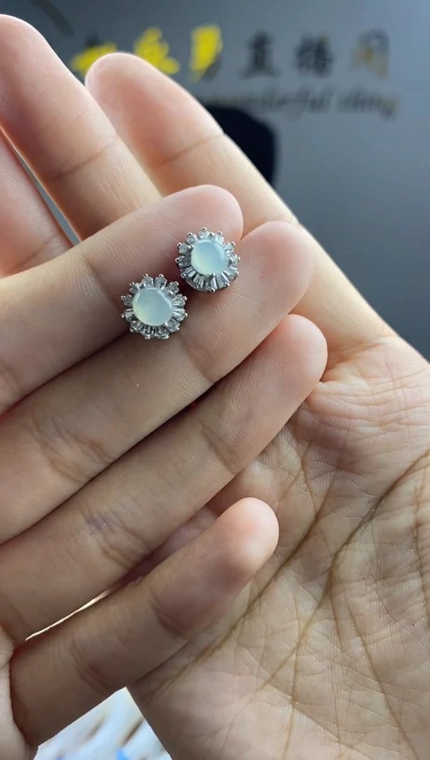 【闪购商品】翡翠耳饰银S925镶嵌耳钉