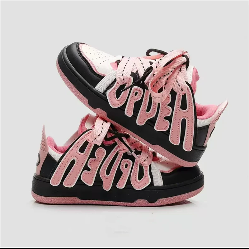 面包鞋女2024夏季新款小众设计百搭高街学生粉色厚底休闲运动板鞋