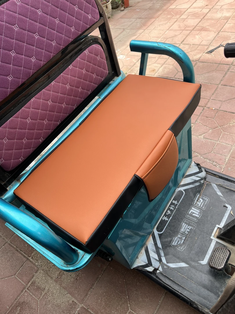 电动三轮车坐垫套皮革防水防晒座套四季通用老年代步车座垫套