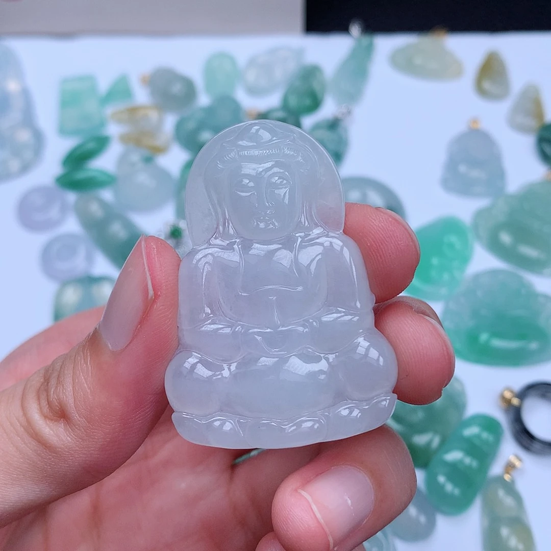 翡翠颈饰未镶嵌天然翡翠