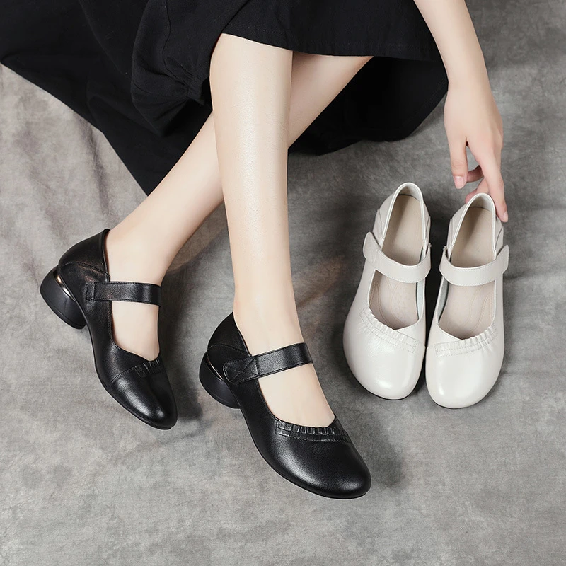 女鞋简约中老年妈妈单鞋四季女皮鞋中跟工作鞋休闲妈妈鞋软底圆头