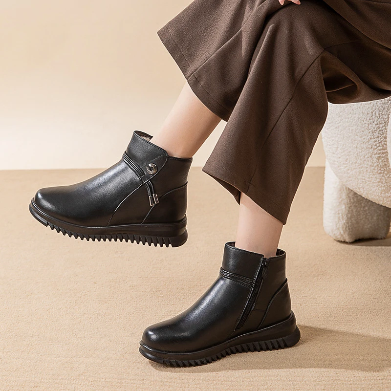 秋冬真皮妈妈鞋棉鞋加绒加厚保暖中老年冬鞋防滑平底短靴妈妈棉鞋