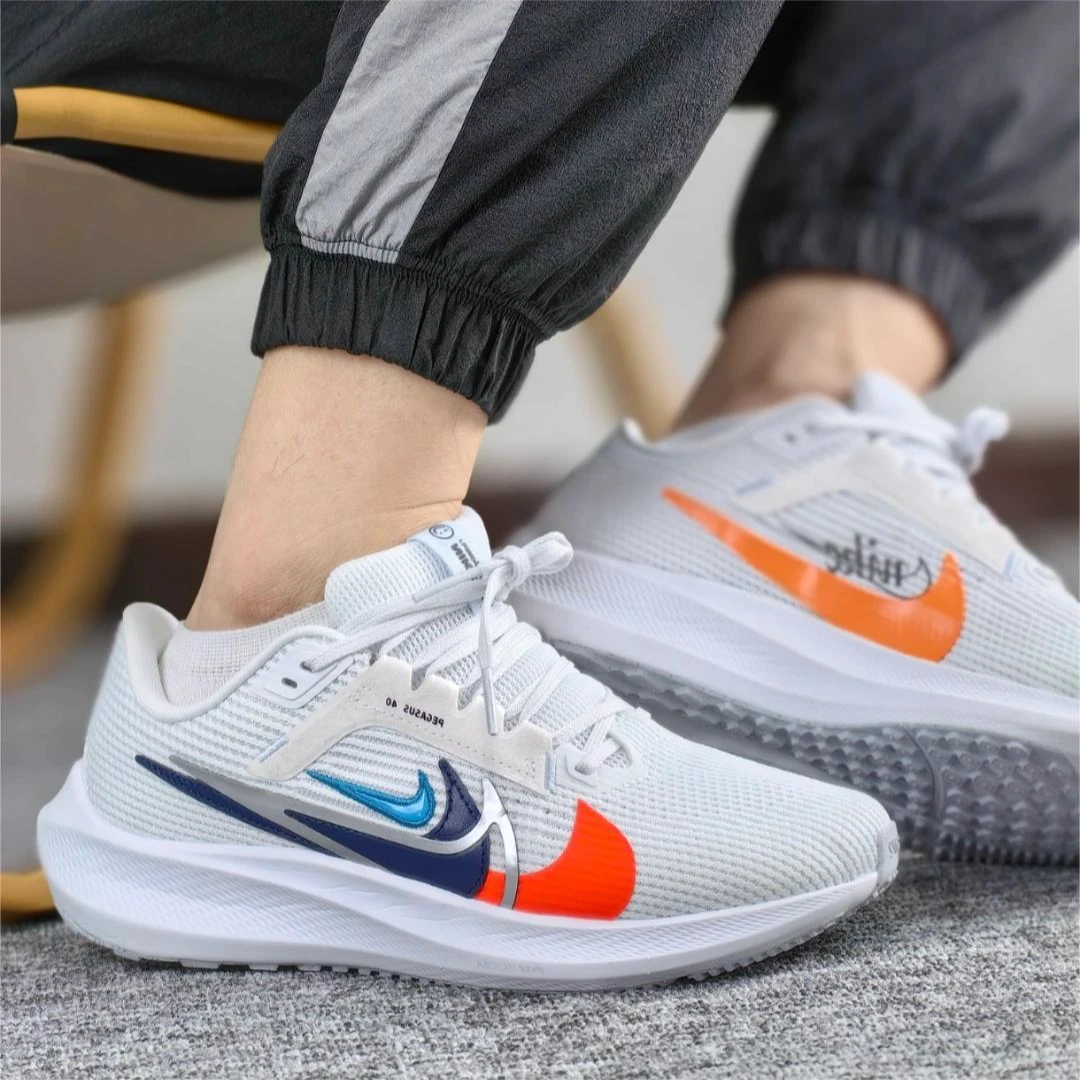 Nike/耐克 男子 飞马40 马拉松透气气垫低帮运动跑步鞋FB7179-100