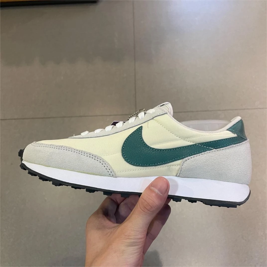 (断码清货)Nike/耐克 DBreak女款防滑休闲跑步鞋 CK2351-112