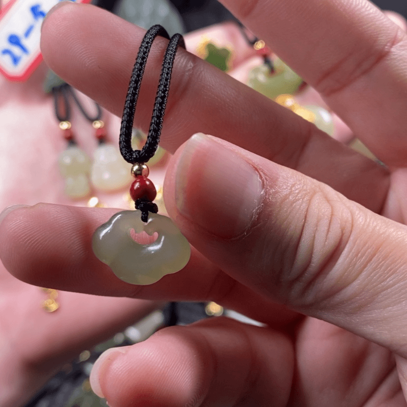 【闪购商品】和田玉颈饰未镶嵌