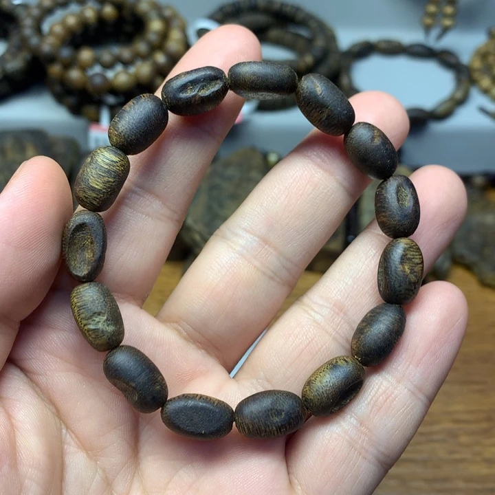 【闪购商品】沉香手串虫漏板头珠卡8克加多样发一