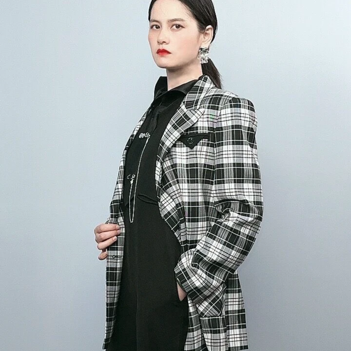 女士四季休闲服饰时尚百搭修身