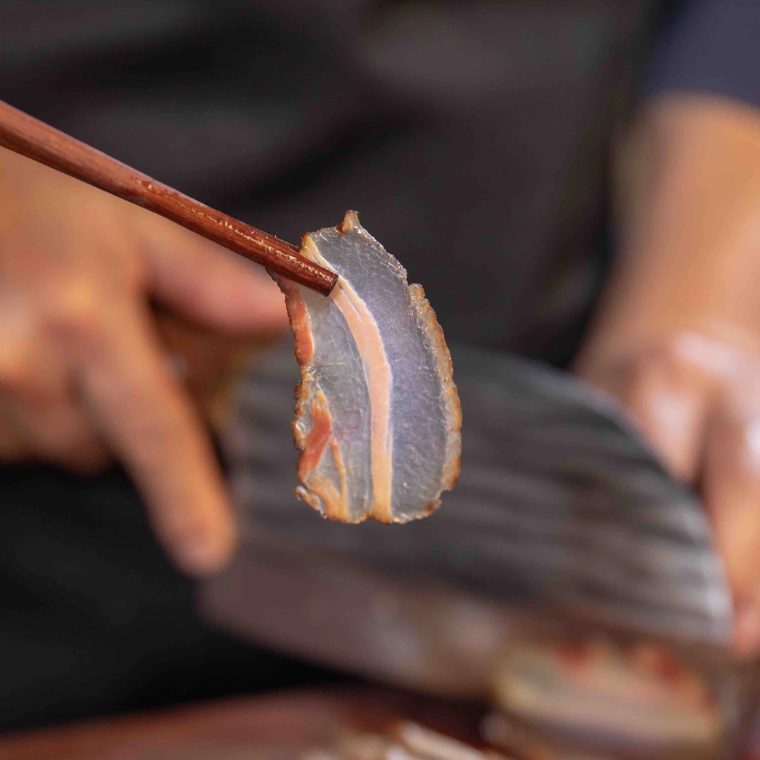 三斤包邮  宝兴雅南土黑猪腊五花500克