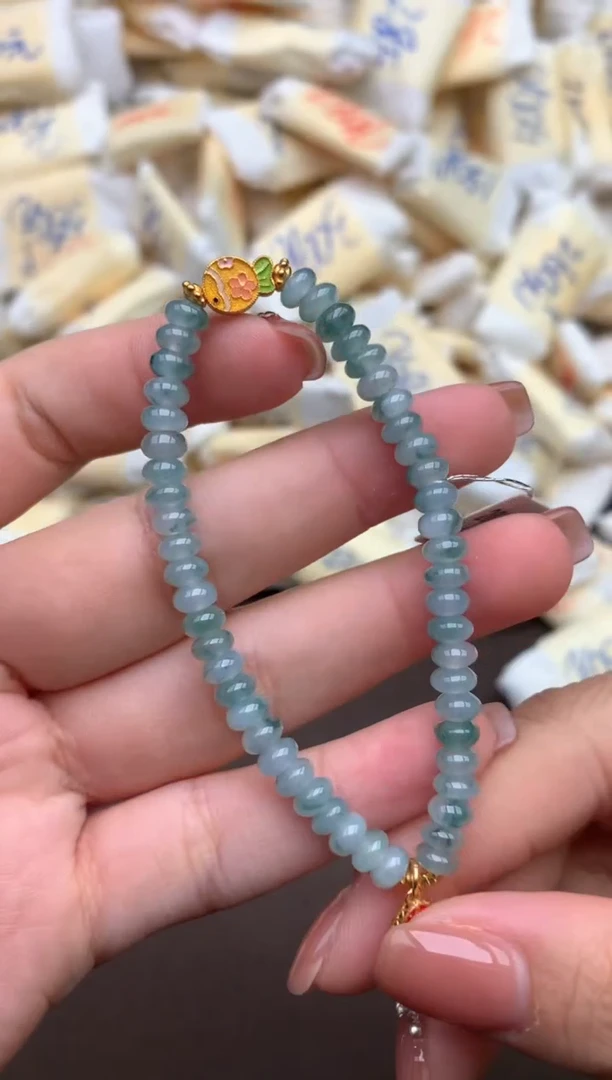 【闪购商品】翡翠手串未镶嵌 一
