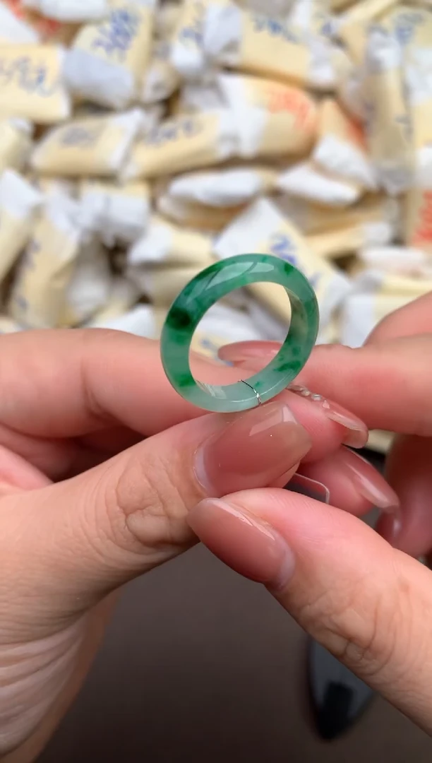 【闪购商品】翡翠戒指未镶嵌 一