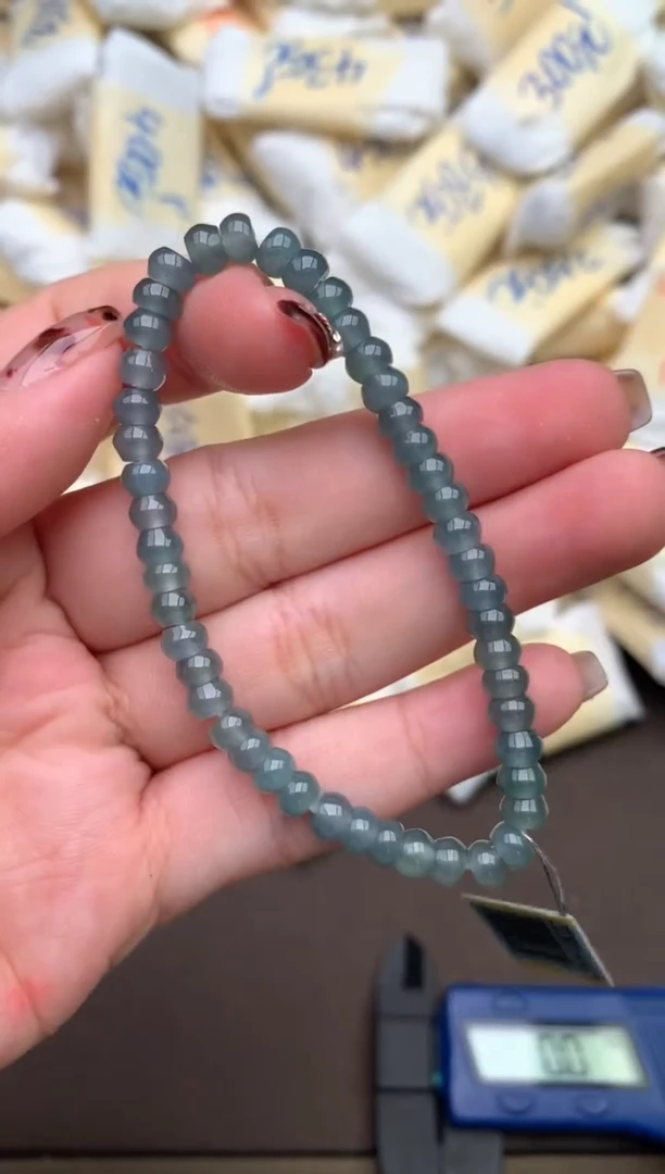 【闪购商品】翡翠手串未镶嵌—11