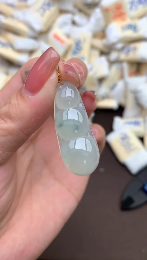 【闪购商品】翡翠挂件18K金镶嵌 一