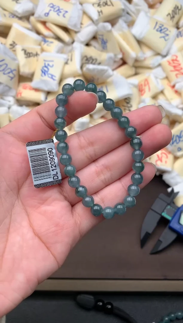 【闪购商品】翡翠手串未镶嵌1