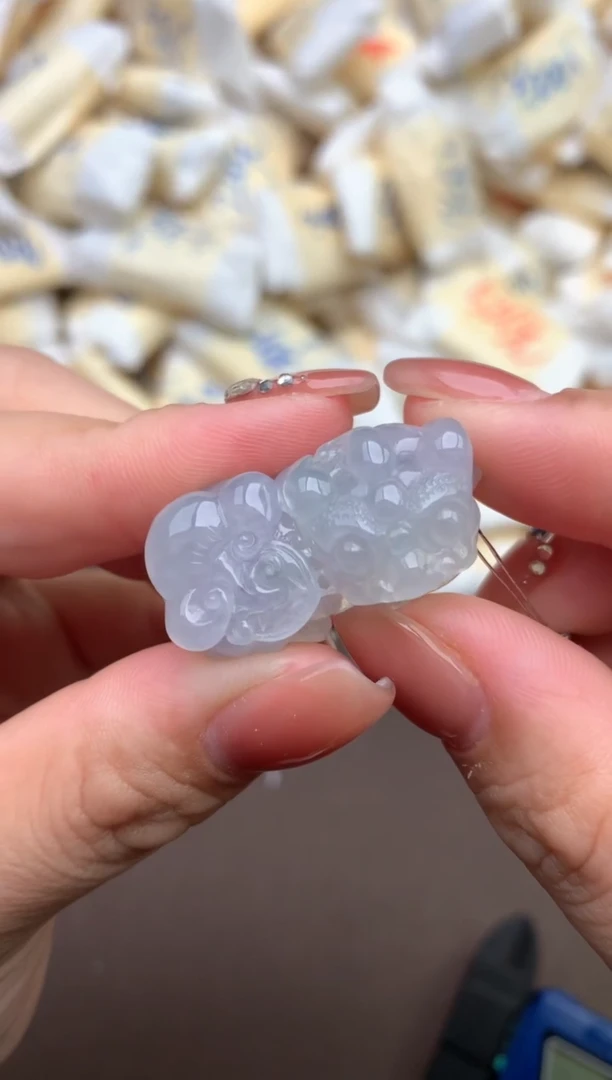 【闪购商品】翡翠挂件未镶嵌一