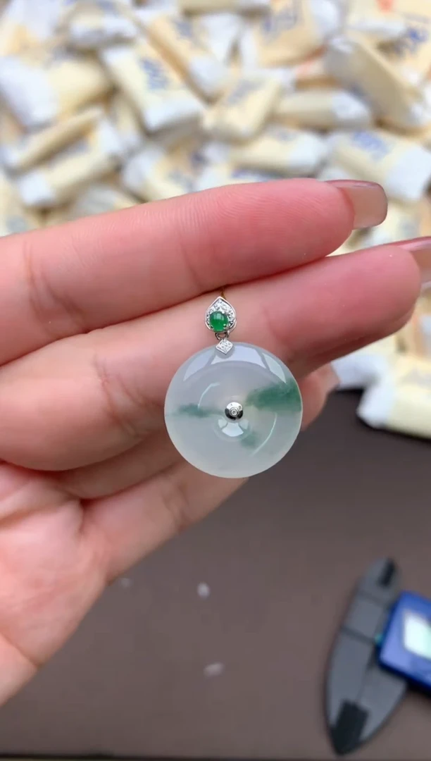 【闪购商品】翡翠挂件18K金镶嵌 一