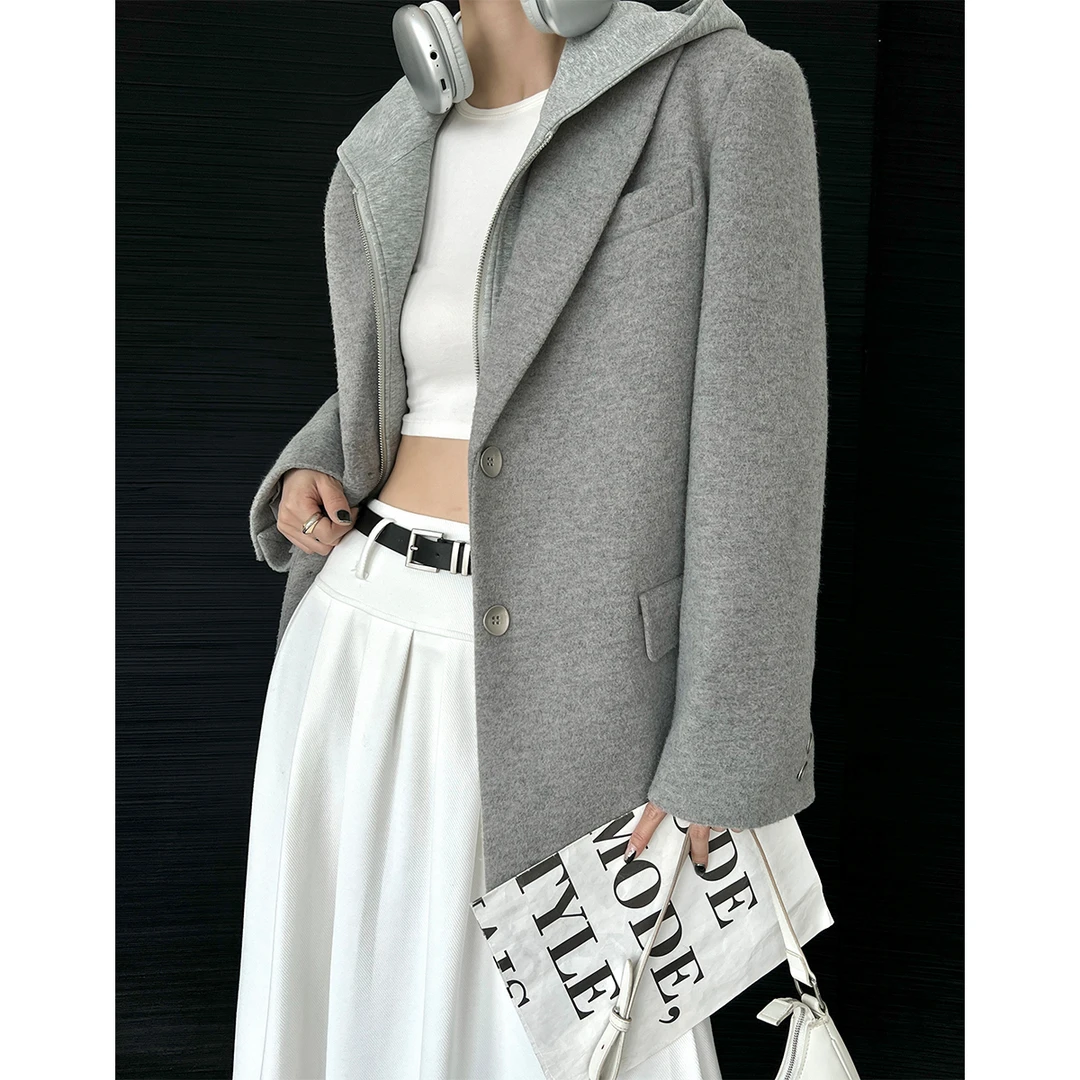 P1110X2925贝绒连帽毛呢西装假两件撞色宽松休闲款女外套08.03抖