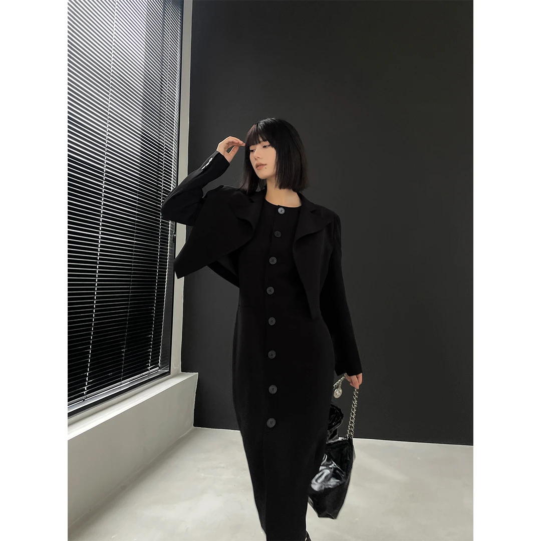 P0810X2794 西装连衣裙女短款大翻领外套女时尚套装08.03抖