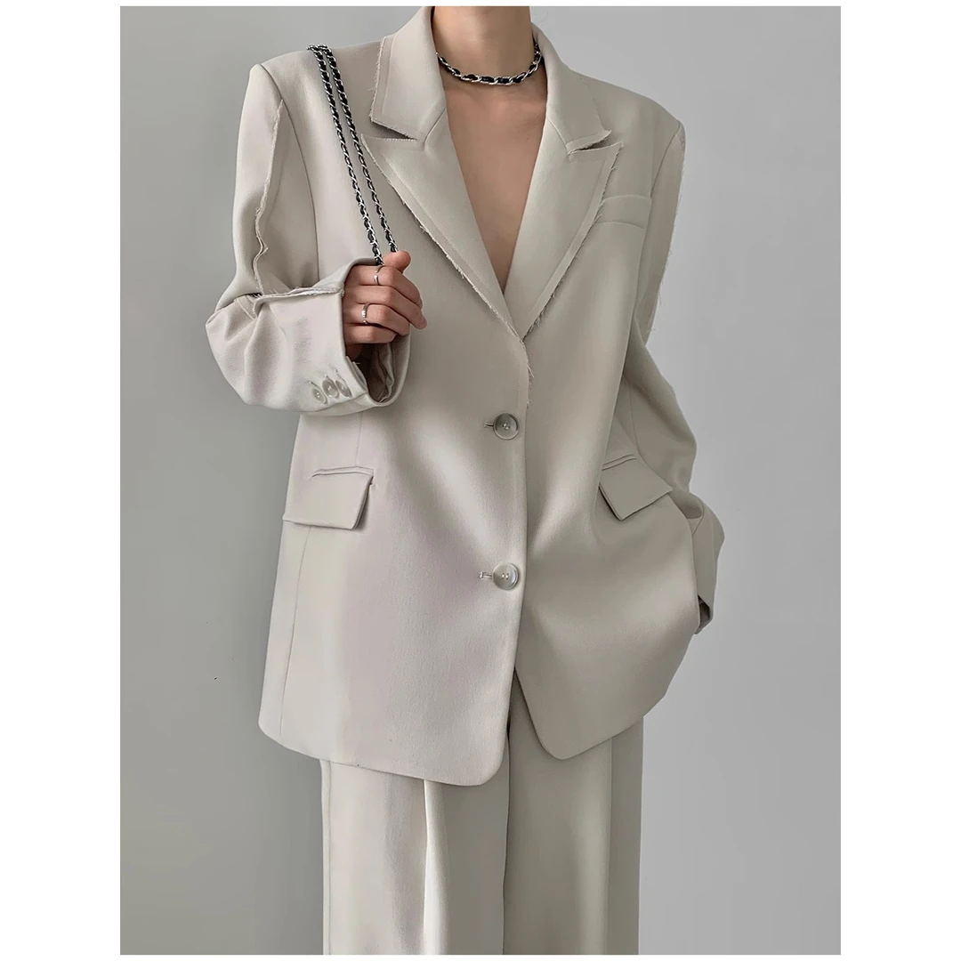 P0211X2512 白色设计感拉毛西装气质高级西服上衣 07.30抖