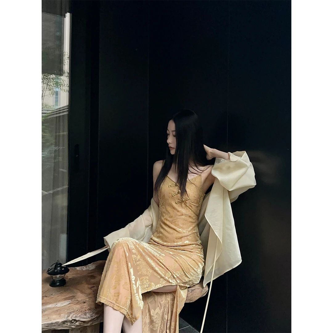 05.06    P0506Q3151新中式宽松休闲罩衫设计感吊带裙女08.06抖